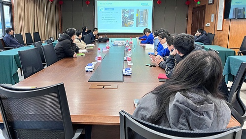 华东工控组织生产车间装配工艺培训