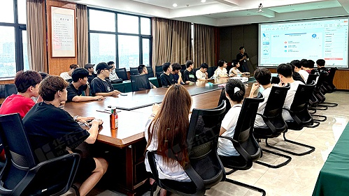 深化校企合作，华东工控迎来郑州经贸学院智慧制造学院学子实习