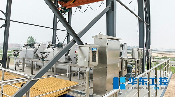 华东现场泵站室外不锈钢控制柜