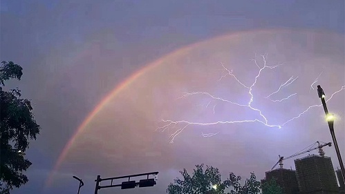 725暴雨下的华东工控