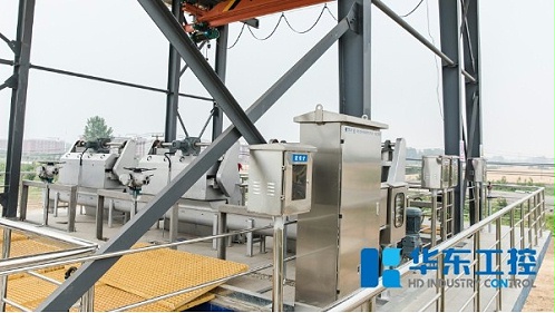 华东泵站控制柜实拍